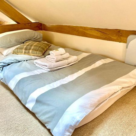 Greencourt Loft - The Cotswold Way, Stroud Ryeford Exterior foto